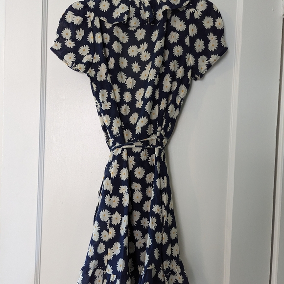 réalisation par blue w/daisy's silk wrap dress - Picture 8 of 9